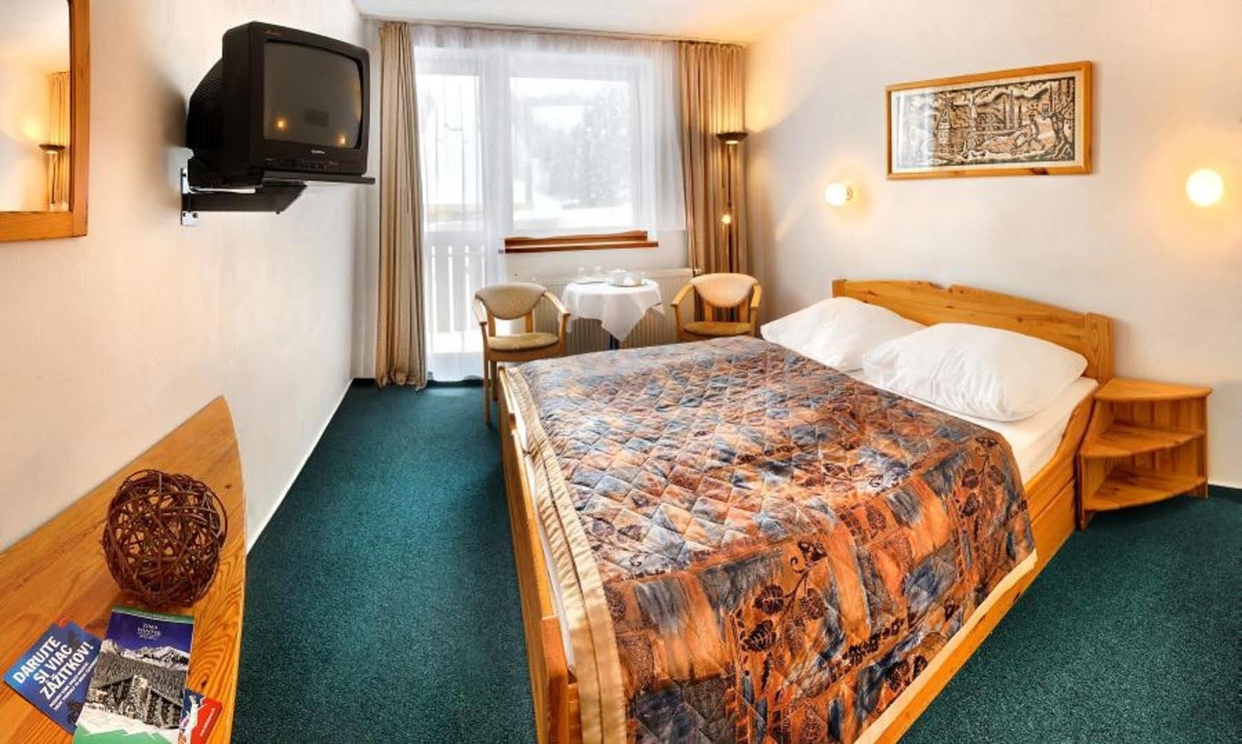 Hotel Fis